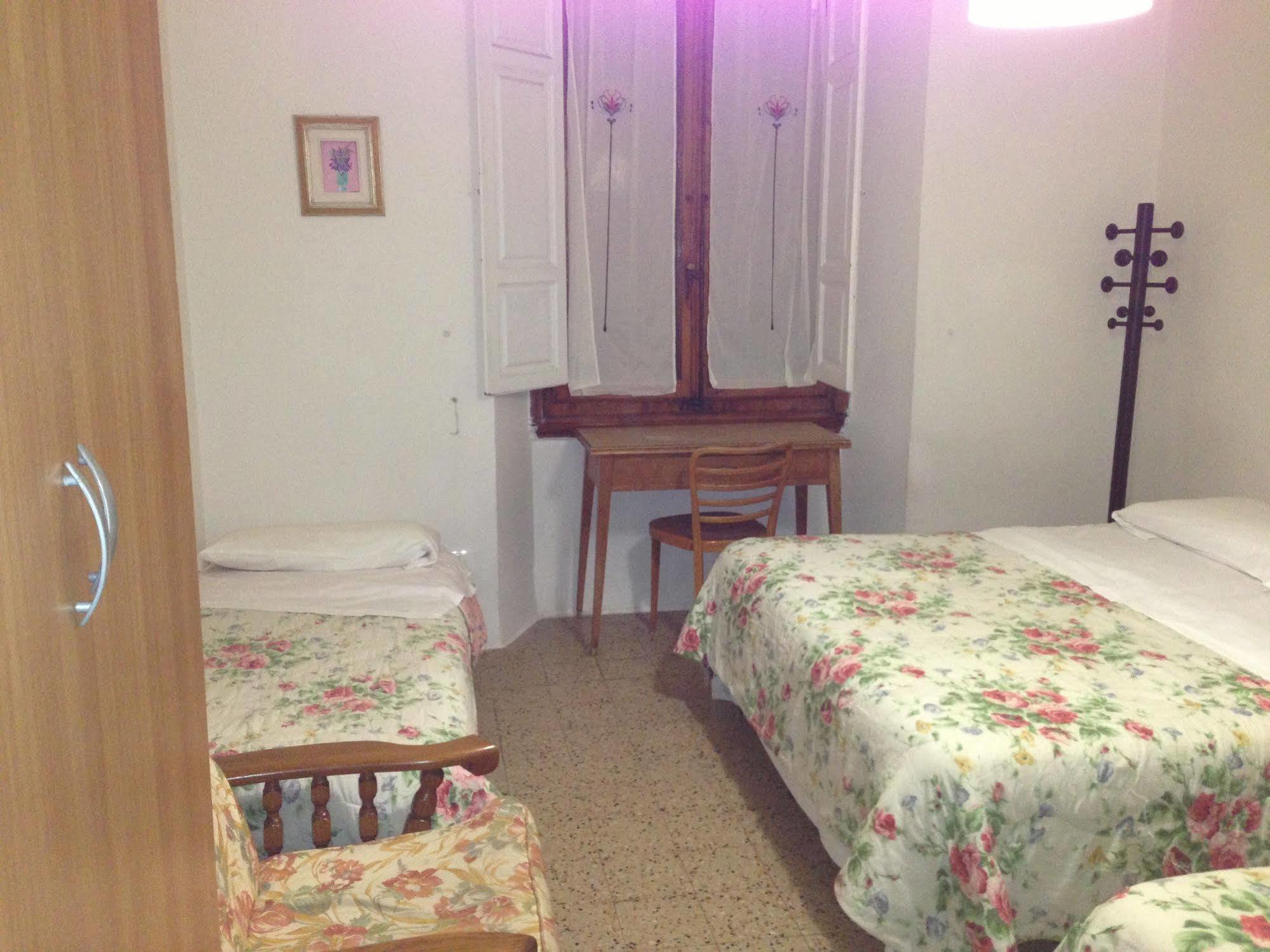 Hostel Veronique Florence Buitenkant foto