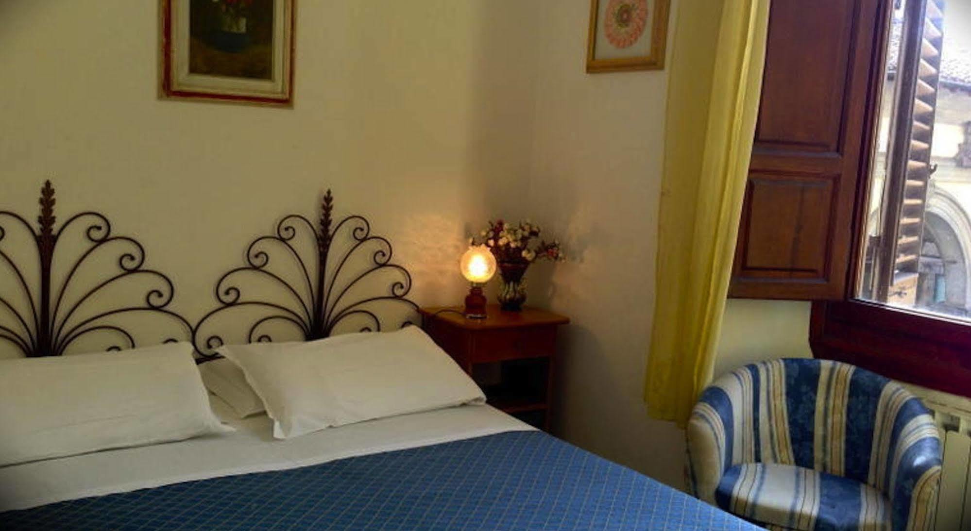 Hostel Veronique Florence Buitenkant foto